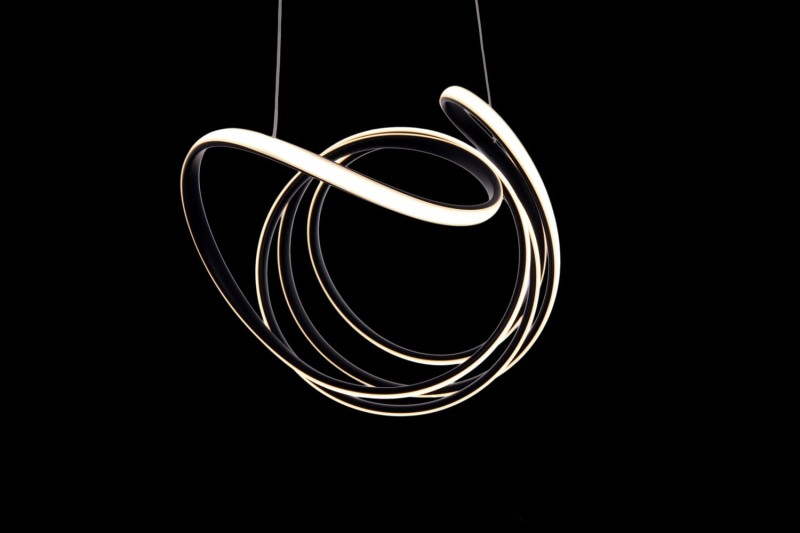 BARRENA-760 lampa wisząca LED czarny mat elastic
